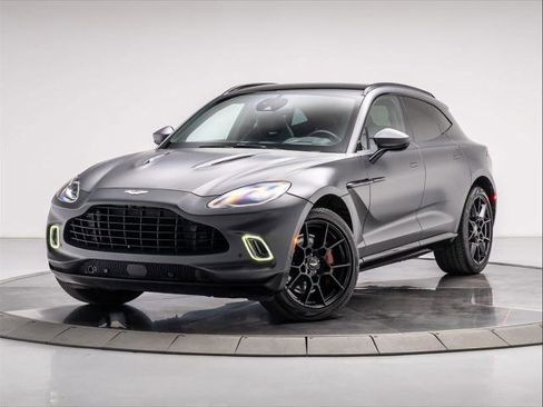Used 2021 Aston Martin DBX image 15