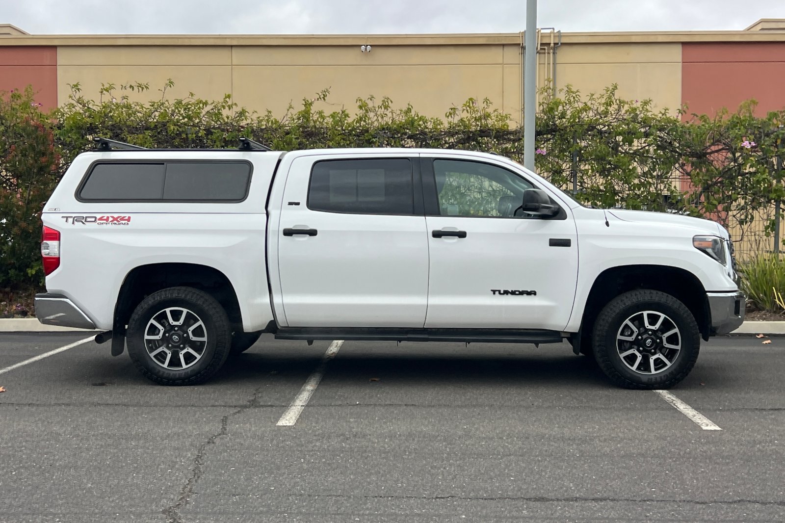 Certified 2019 Toyota Tundra SR5 w/ TRD Off Road Package AWD/4WD image 3