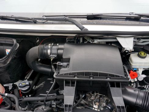 Used 2019 Mercedes-Benz Sprinter 2500 w/ Driver Convenience Package image 23