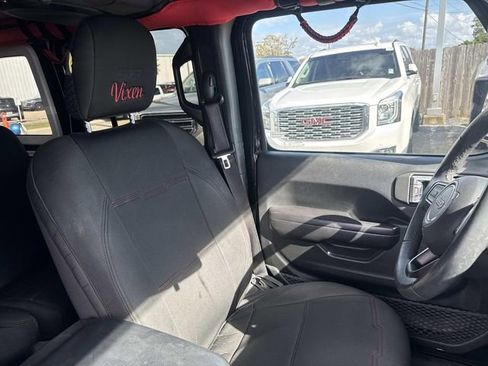 Used 2020 Jeep Wrangler Unlimited Sport image 14