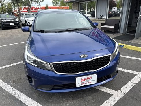 Used 2018 Kia Forte LX w/ LX Popular Package image 12