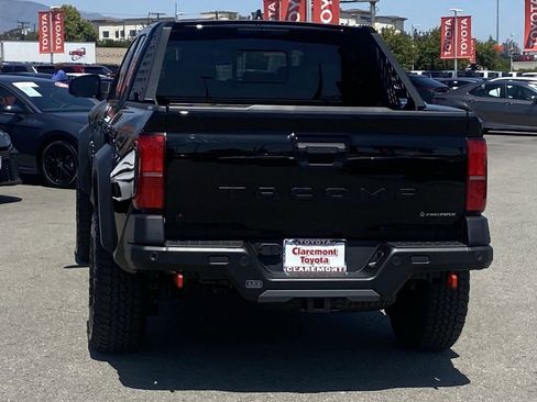 Certified 2026 Toyota Tacoma 4x4 Double Cab Hybrid image 39
