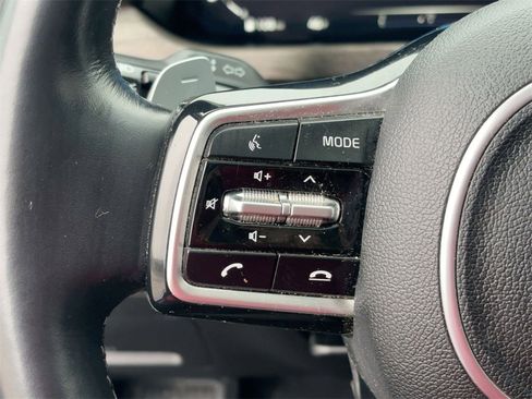 Used 2022 Kia Sorento SX Prestige image 19