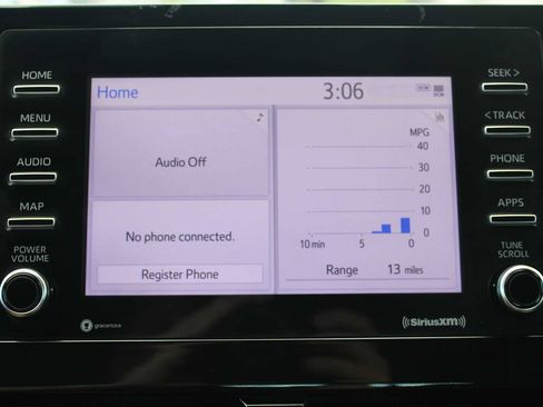 Used 2022 Toyota Camry SE w/ Cold Weather Package FWD image 17