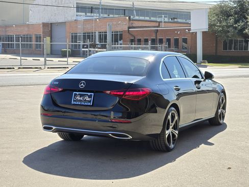 Used 2025 Mercedes-Benz C 300 Sedan image 8