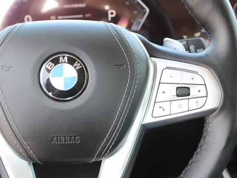 Used 2023 BMW X7 xDrive40i w/ Executive Package AWD/4WD image 22