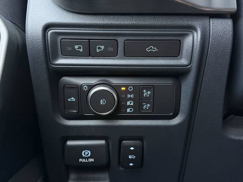 Used 2022 Ford F150 Lariat w/ Equipment Group 502A High AWD/4WD image 26