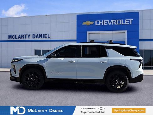 New 2026 Chevrolet Traverse RS FWD image 3