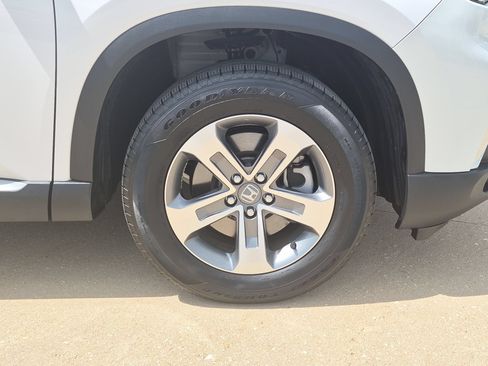Certified 2024 Honda Pilot EX-L image 33