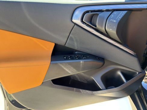 Used 2025 BMW X3 xDrive30i w/ Premium Package image 12