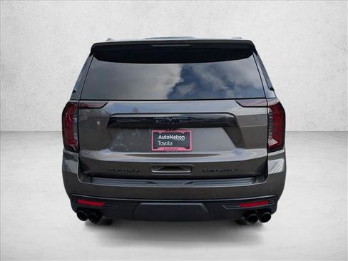 Used 2021 GMC Yukon Denali w/ Denali Premium Package image 6