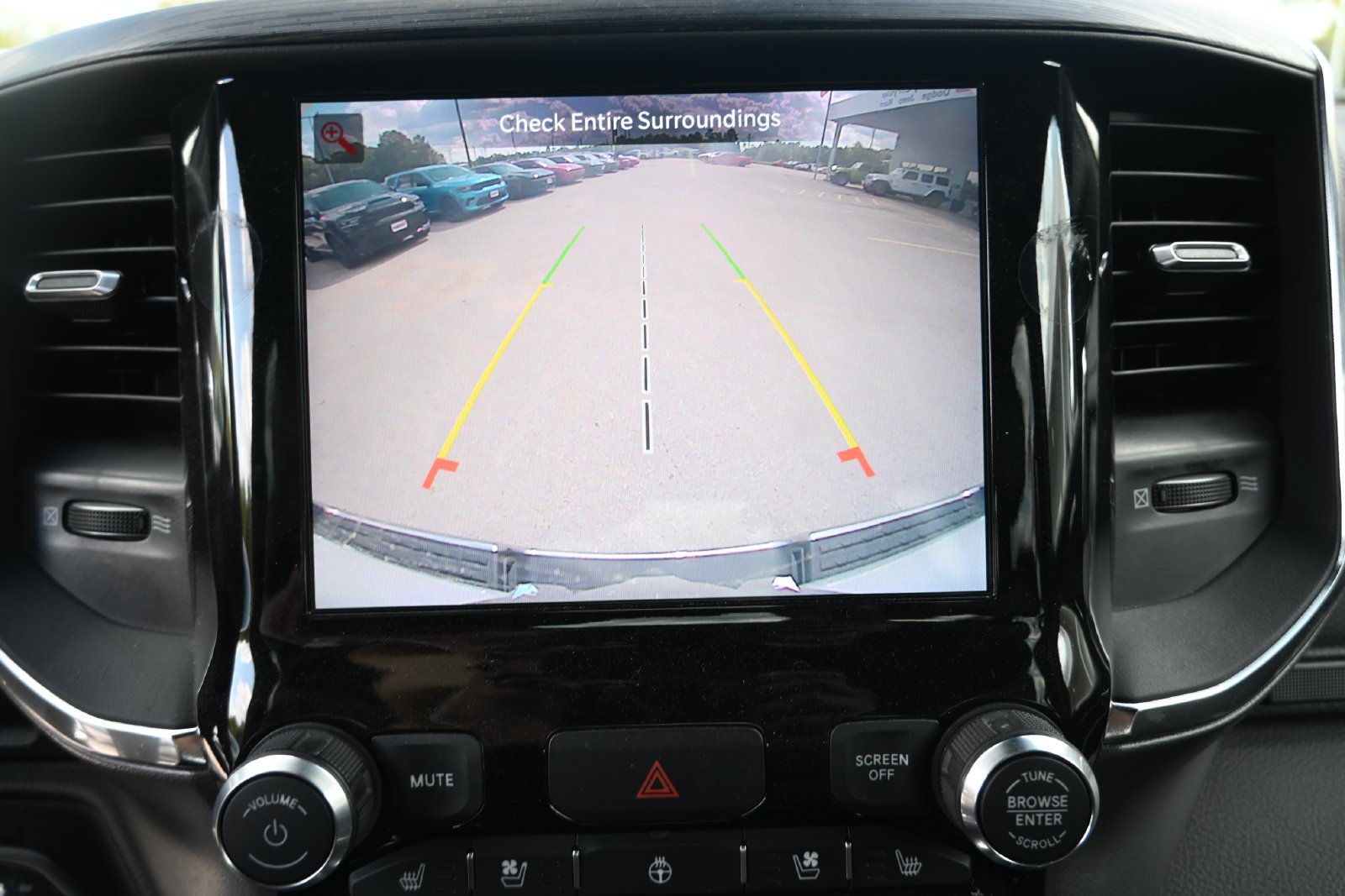Used 2024 RAM 1500 Laramie RWD image 19