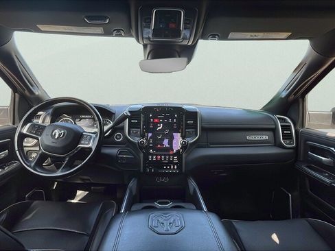 Used 2020 RAM 2500 Laramie AWD/4WD image 9