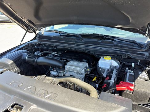 Used 2022 RAM 1500 Laramie AWD/4WD image 41