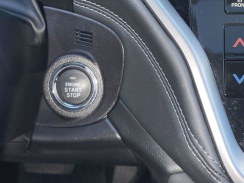 Used 2023 Subaru Outback Limited image 17