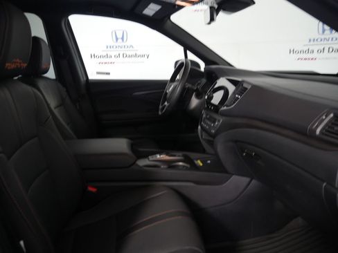 Certified 2024 Honda Passport TrailSport image 6