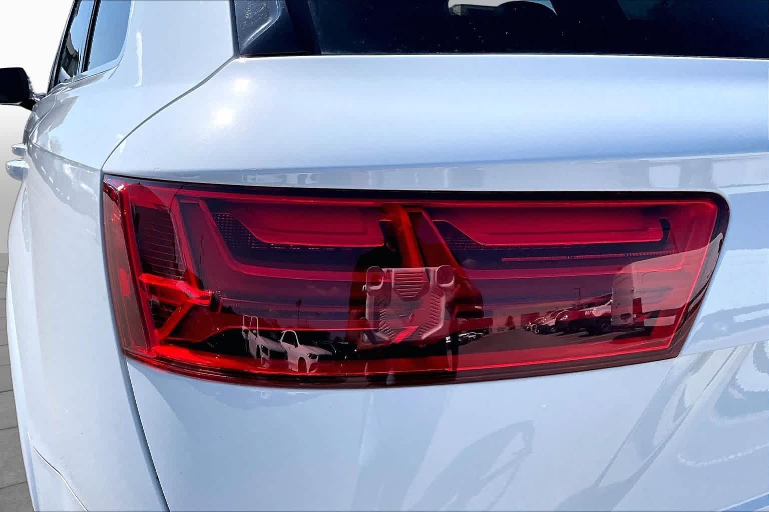 Used 2018 Audi Q7 3.0T Prestige AWD/4WD image 29