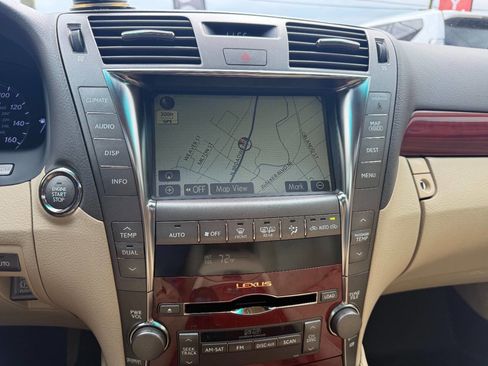 Used 2008 Lexus LS 460 image 17