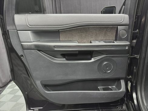 Used 2020 Ford Expedition Max Limited AWD/4WD image 29