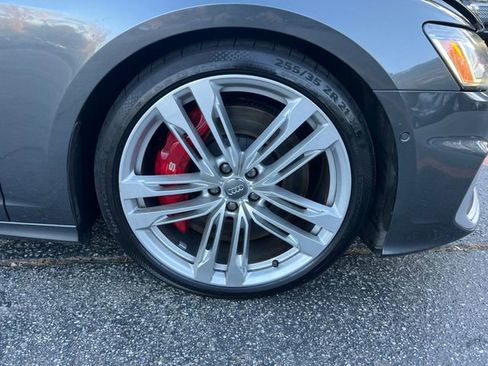 Used 2020 Audi S6 Premium Plus w/ S Sport Package image 41
