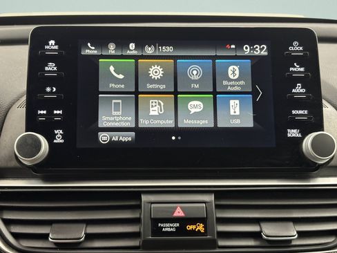 Used 2018 Honda Accord Sport image 13