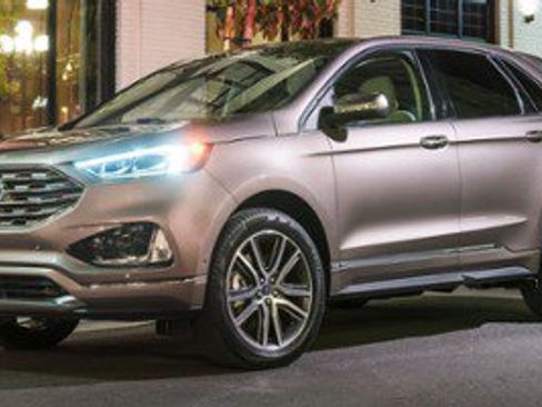 Used 2020 Ford Edge Titanium w/ Equipment Group 301A FWD image 1