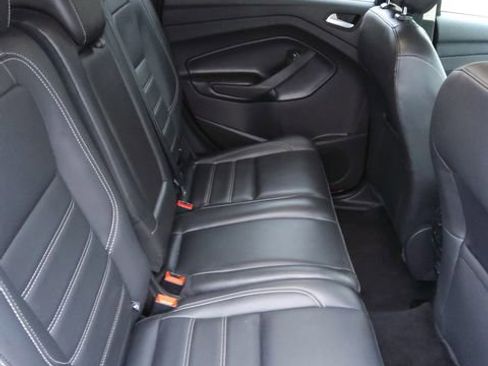 Used 2019 Ford Escape SEL image 34