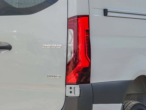 New 2025 Mercedes-Benz Sprinter 2500 image 7