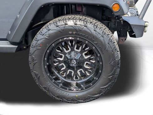 Used 2016 Jeep Wrangler Unlimited Sport AWD/4WD image 10