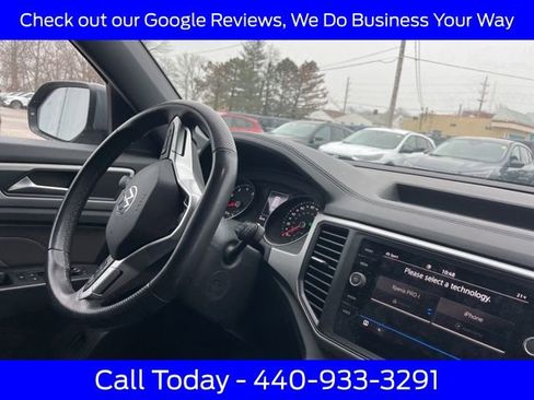 Used 2021 Volkswagen Atlas Cross Sport SE w/ Panoramic Sunroof Package image 12