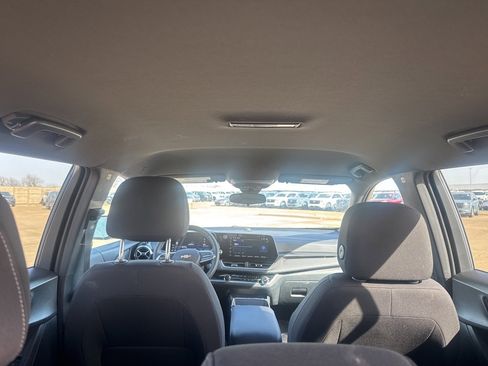 Used 2026 Chevrolet Equinox LT image 34