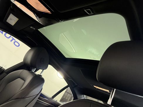 Used 2020 BMW 530i 530i w/ Convenience Package image 23