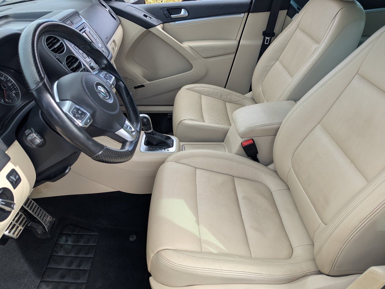 Used 2015 Volkswagen Tiguan R-Line AWD/4WD image 20