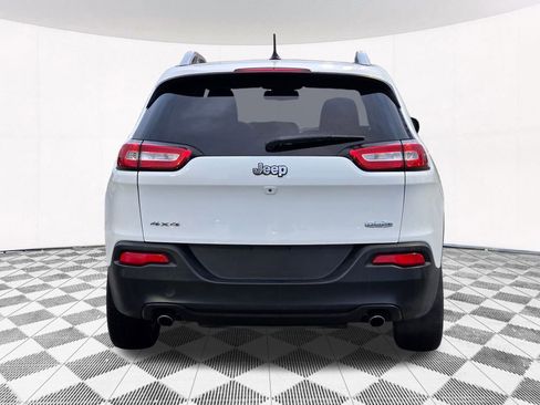 Used 2014 Jeep Cherokee Latitude w/ Comfort/Convenience Group image 21