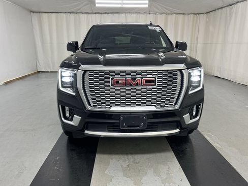 Used 2023 GMC Yukon Denali w/ Denali Reserve Package AWD/4WD image 3