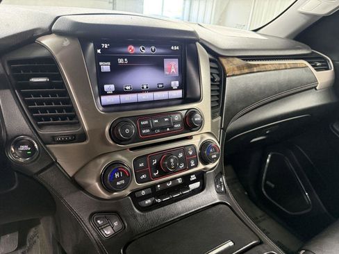 Used 2015 GMC Yukon Denali w/ Premium Package AWD/4WD image 14