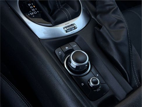 Used 2021 MAZDA MX-5 Miata RF Grand Touring RWD image 15
