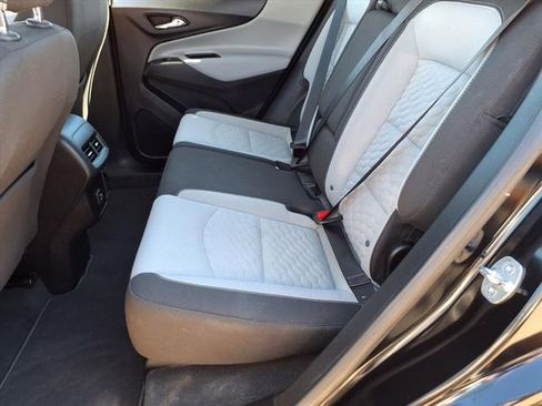Used 2020 Chevrolet Equinox LS image 9