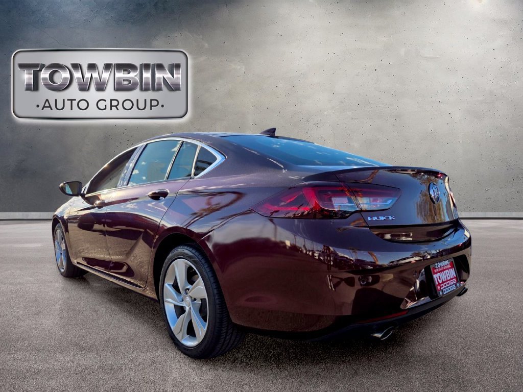 Used 2018 Buick Regal Preferred w/ Sights and Sounds Package FWD image 6