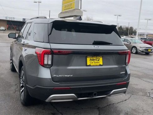 Used 2025 Ford Explorer Platinum w/ LUX Leather Package image 8