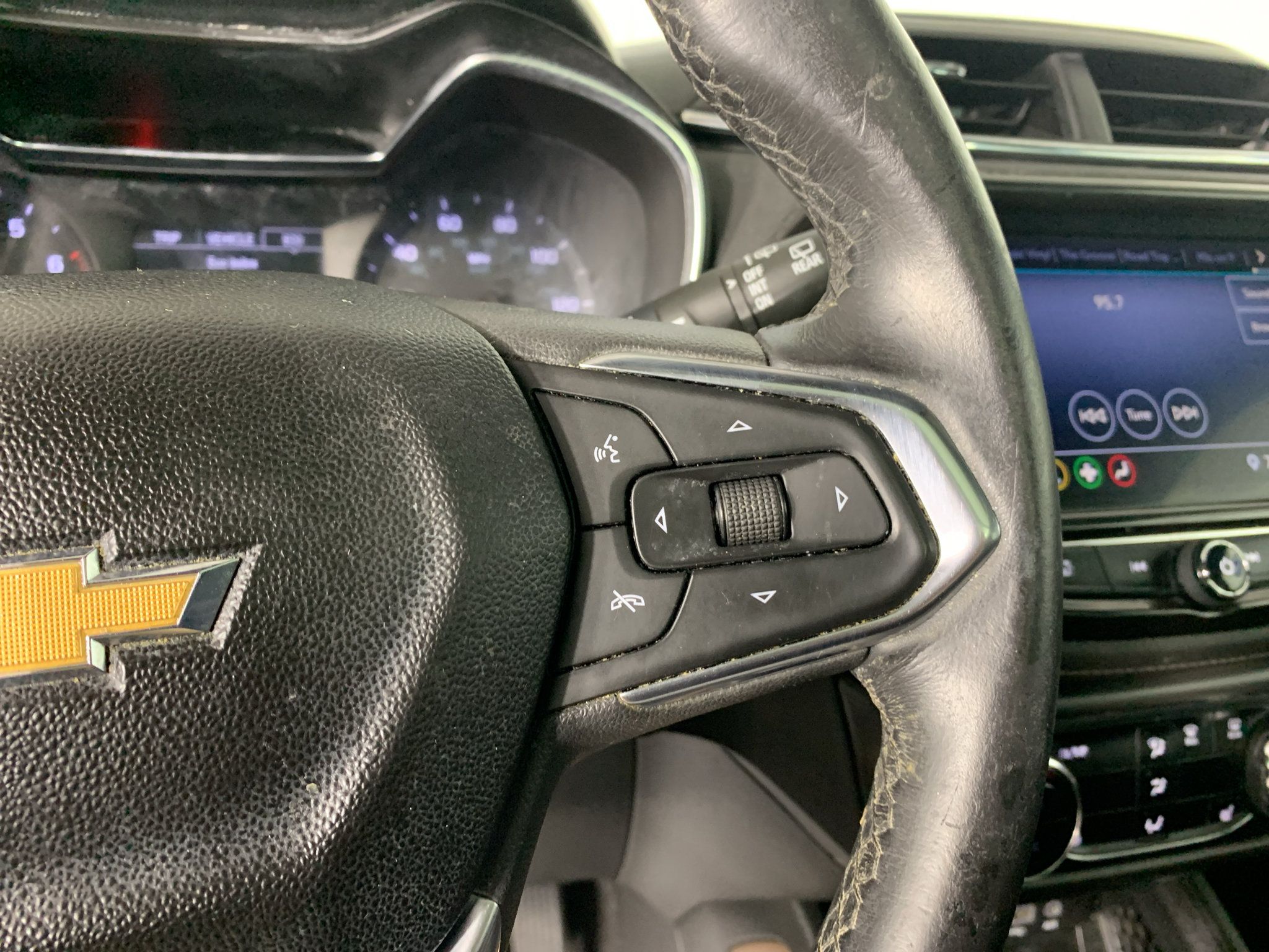 Used 2021 Chevrolet TrailBlazer ACTIV w/ Sun and Liftgate Package FWD image 19