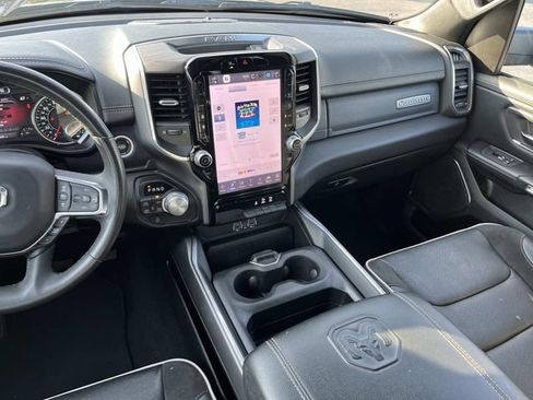 Used 2025 RAM 1500 Laramie AWD/4WD image 13