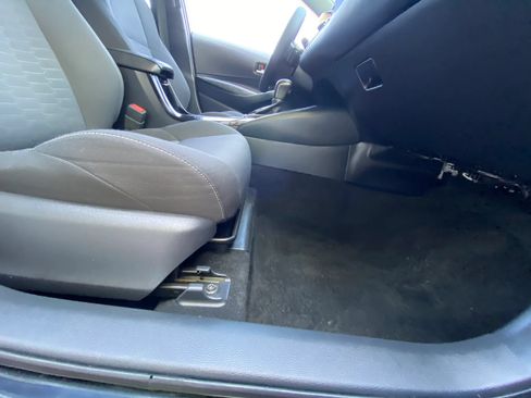Used 2019 Toyota Corolla SE w/ Protection Package FWD image 17