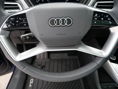 Used 2023 Audi Q4 e-tron Premium Plus w/ Premium Plus AWD/4WD image 25