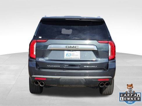Used 2022 GMC Yukon XL Denali w/ Denali Premium Package image 8