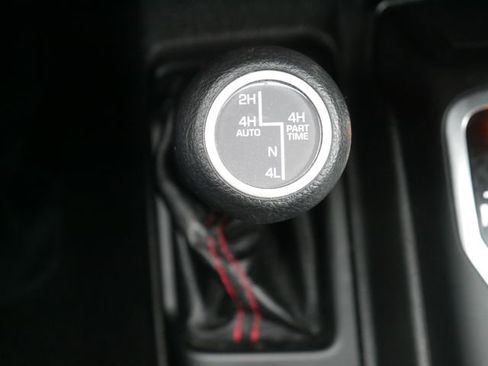 Used 2022 Jeep Gladiator Rubicon w/ LED Lighting Group image 23