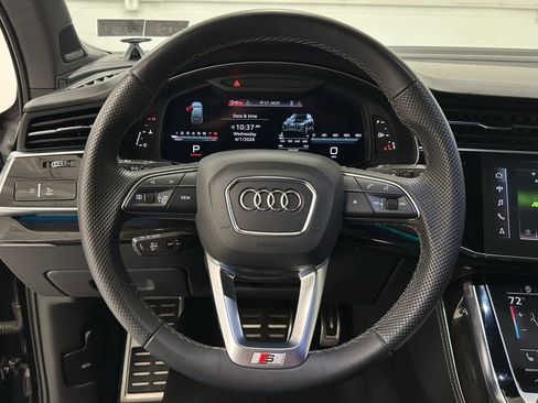 Used 2023 Audi SQ7 Prestige w/ Sport Package image 26