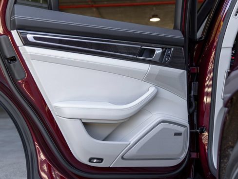 Certified 2023 Porsche Panamera Platinum Edition RWD image 41
