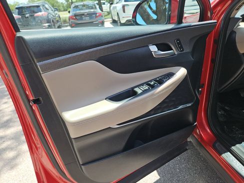 Used 2019 Hyundai Santa Fe AWD image 10