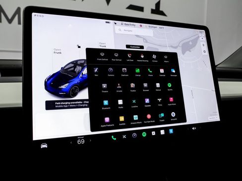 Used 2021 Tesla Model Y Performance image 30